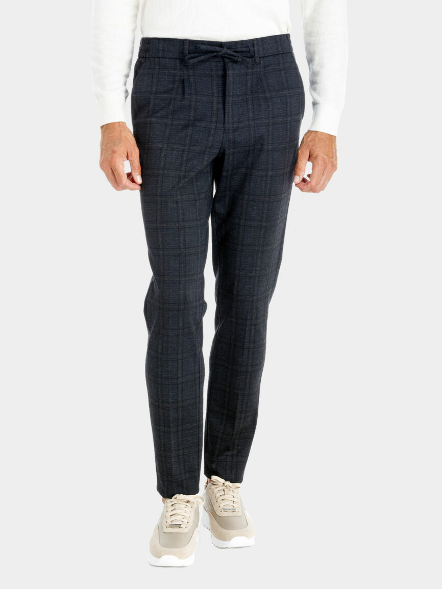 Drawstring cotton jersey trousers with Dark Brown Prince of Wales Check