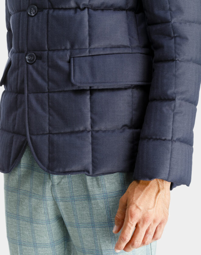 Field jacket grigia imbottita in tessuto spinato waterproof con scaldacollo