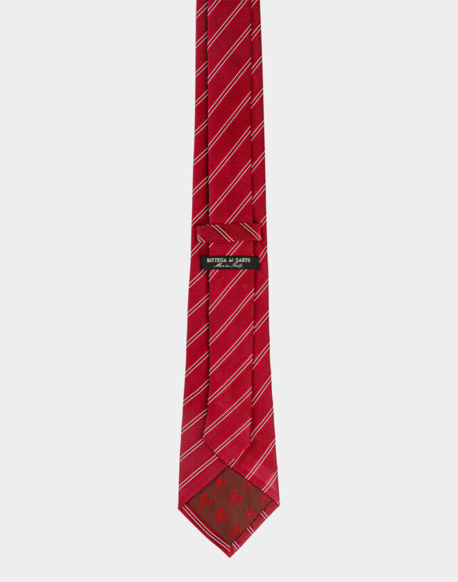Cravatta in seta rossa con fantasia Regimental