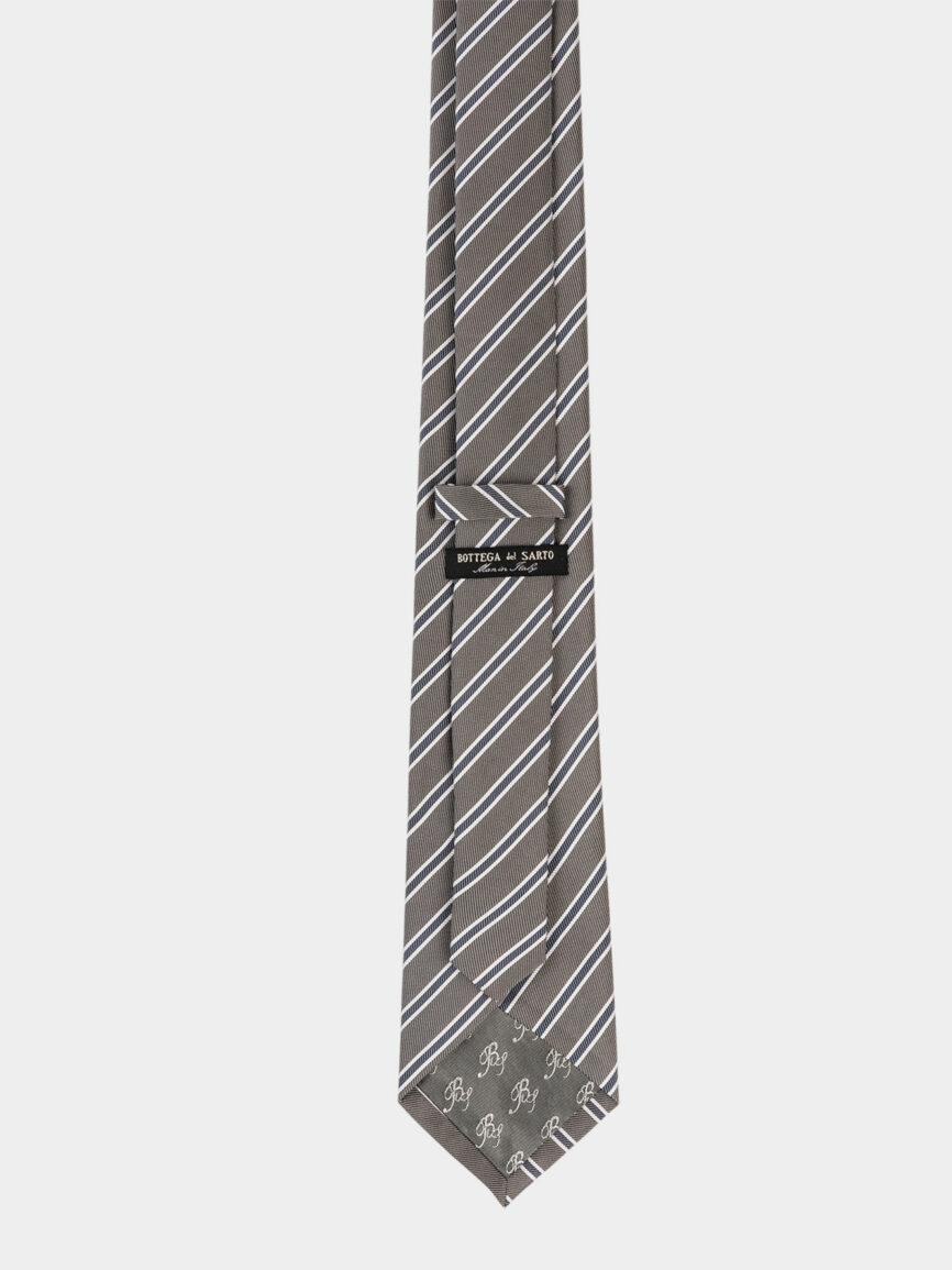 Cravatta in seta grigio chiaro con fantasia Regimental