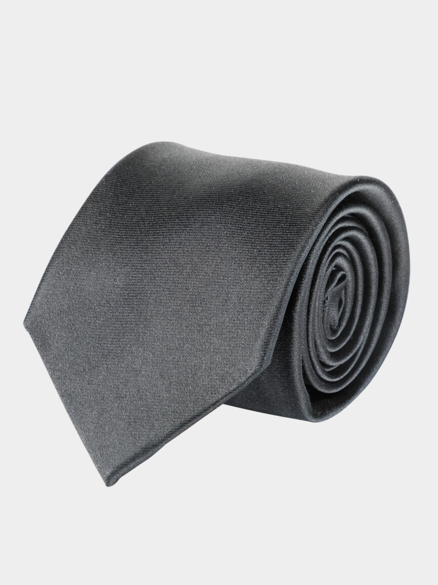 Cravatta in raso di seta nera