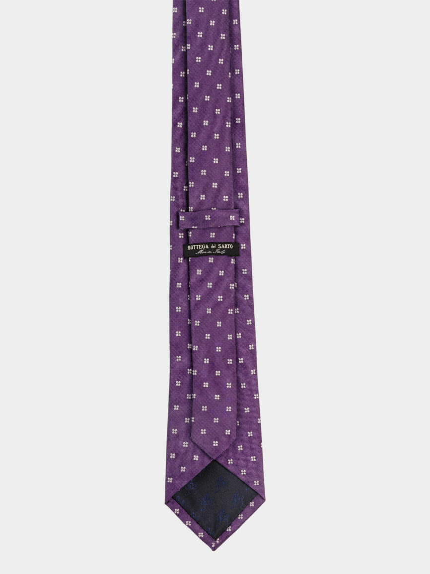 Cravatta in seta viola con motivo fantasia