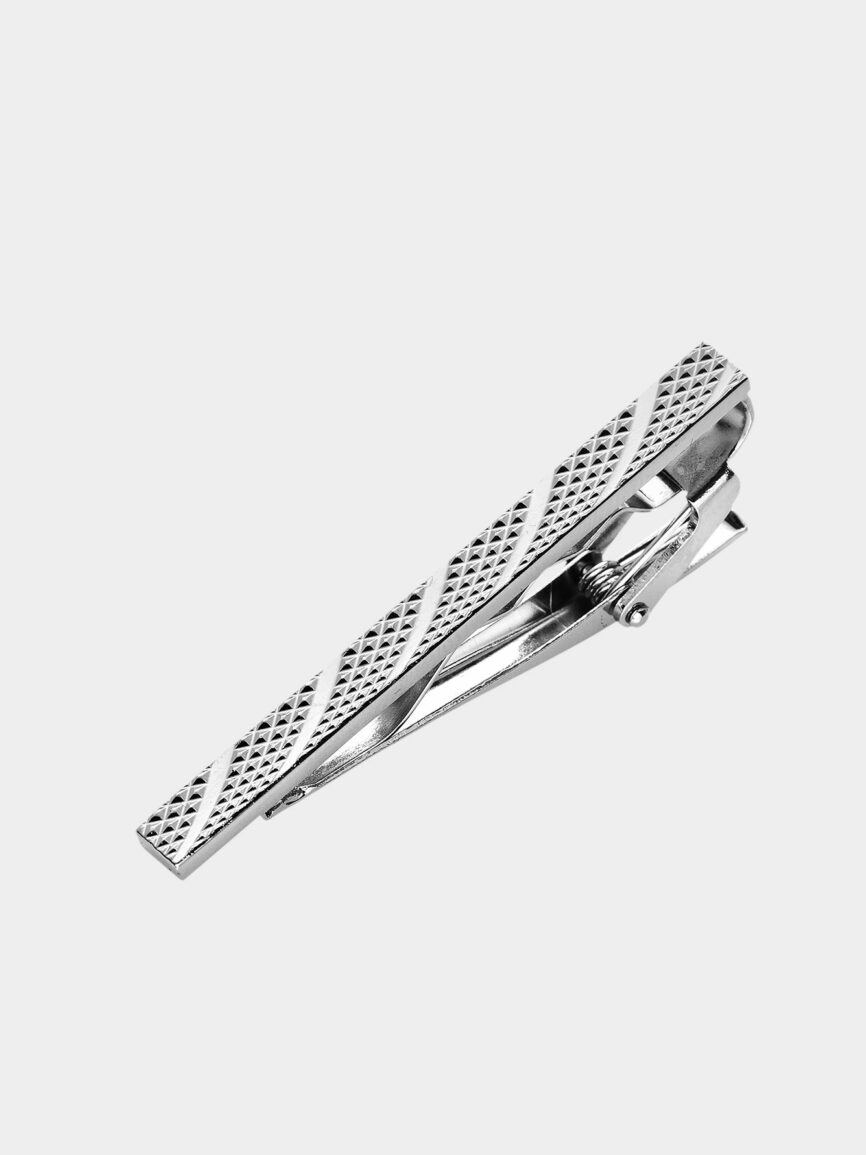 Rectangular silver tie clip with design