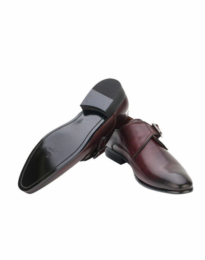 Brown leather one-buckle monk strap shoe