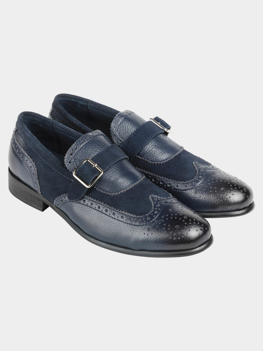 Moccasin with monk-strap a blue buckle